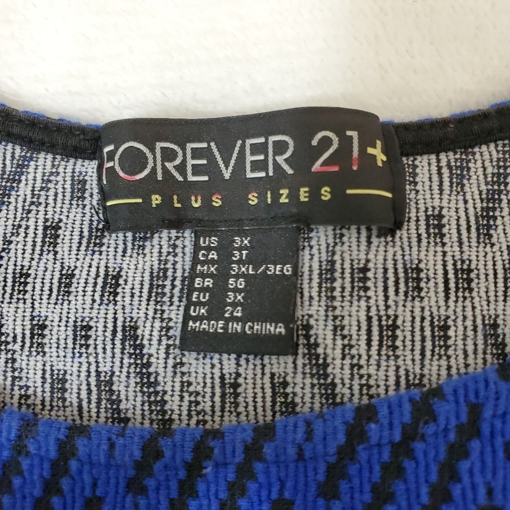 Forever 21 Plus Geometric Print Crop Tank Top - Picture 8 of 10